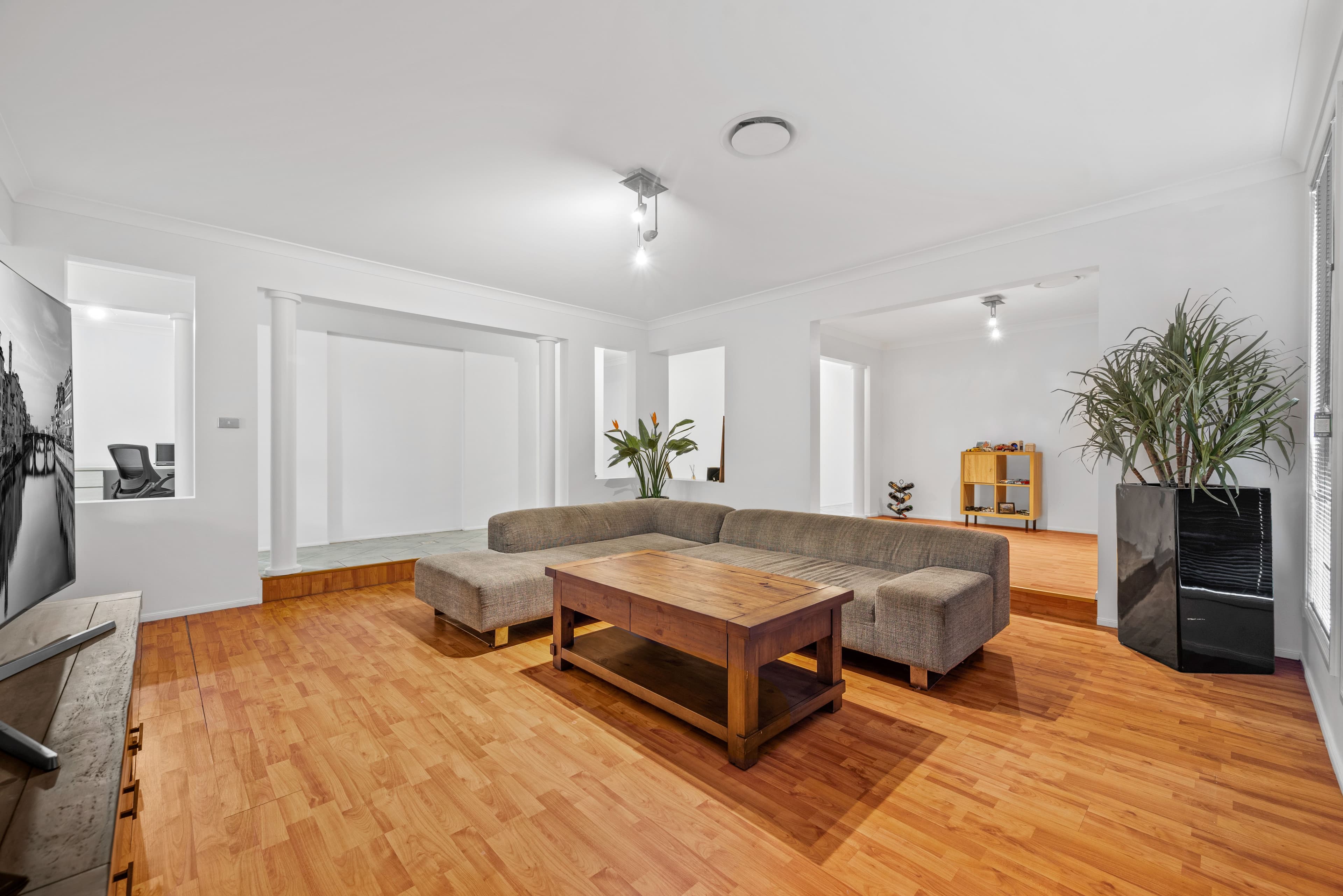 26 Pearson Crescent, Harrington Park NSW 2567, Harrington Park - Thumbnail 8