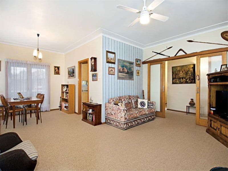 2 Woorak Crescent, MIRANDA NSW 2228, Miranda - Thumbnail 2