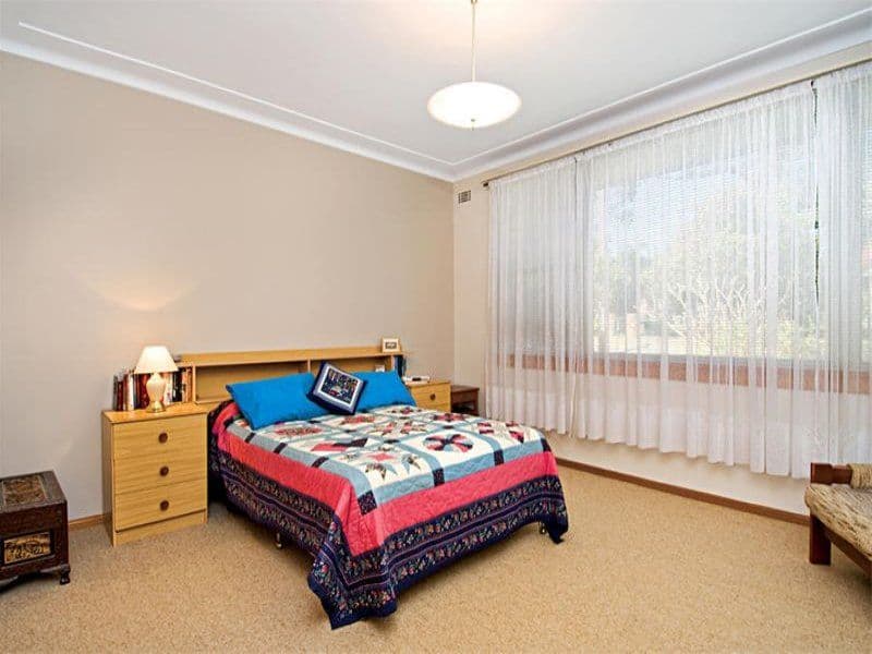2 Woorak Crescent, MIRANDA NSW 2228, Miranda - Thumbnail 4