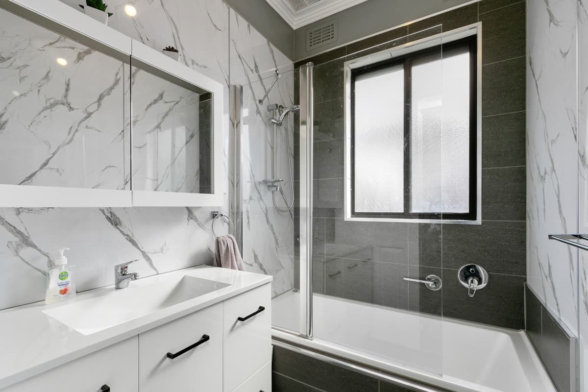 68 Savige Street, MORWELL VIC 3840, Morwell - Thumbnail 4