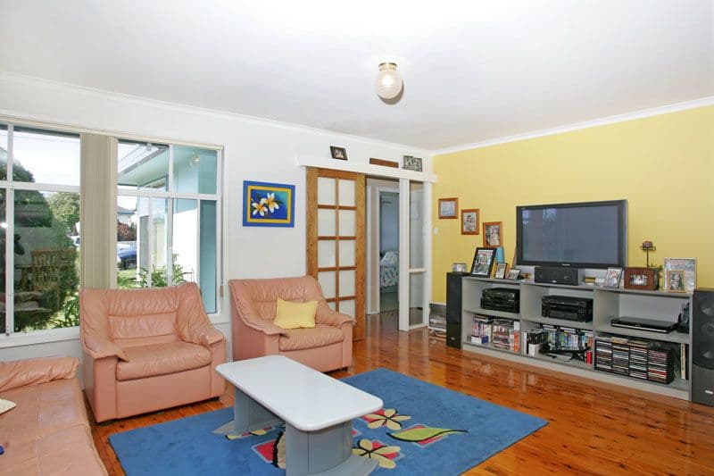 41 Cunningham Road, KILLARNEY VALE NSW 2261, Killarney Vale - Thumbnail 2