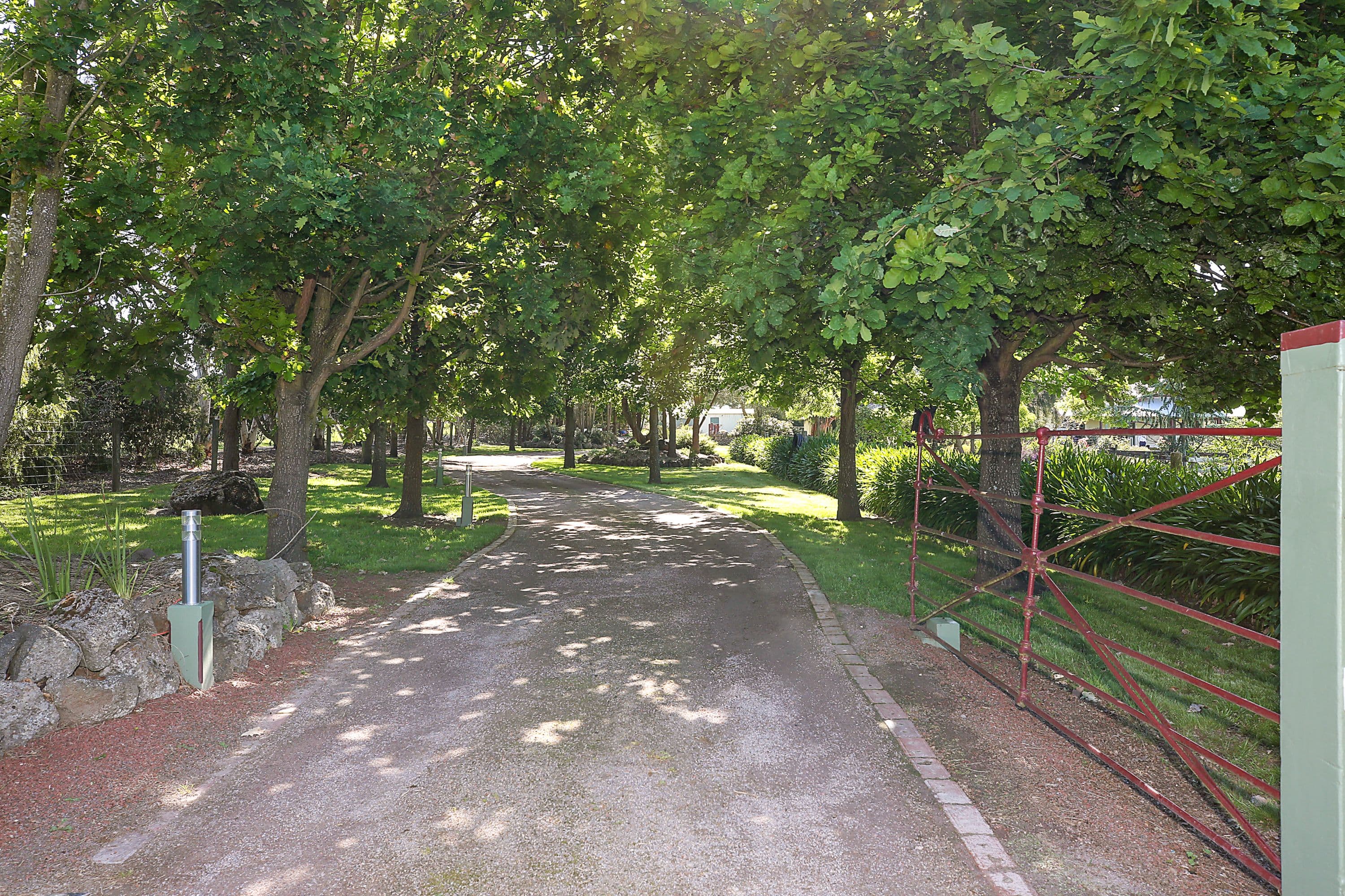 92-100 Bowen Street, Camperdown VIC 3260, Camperdown - Thumbnail 2