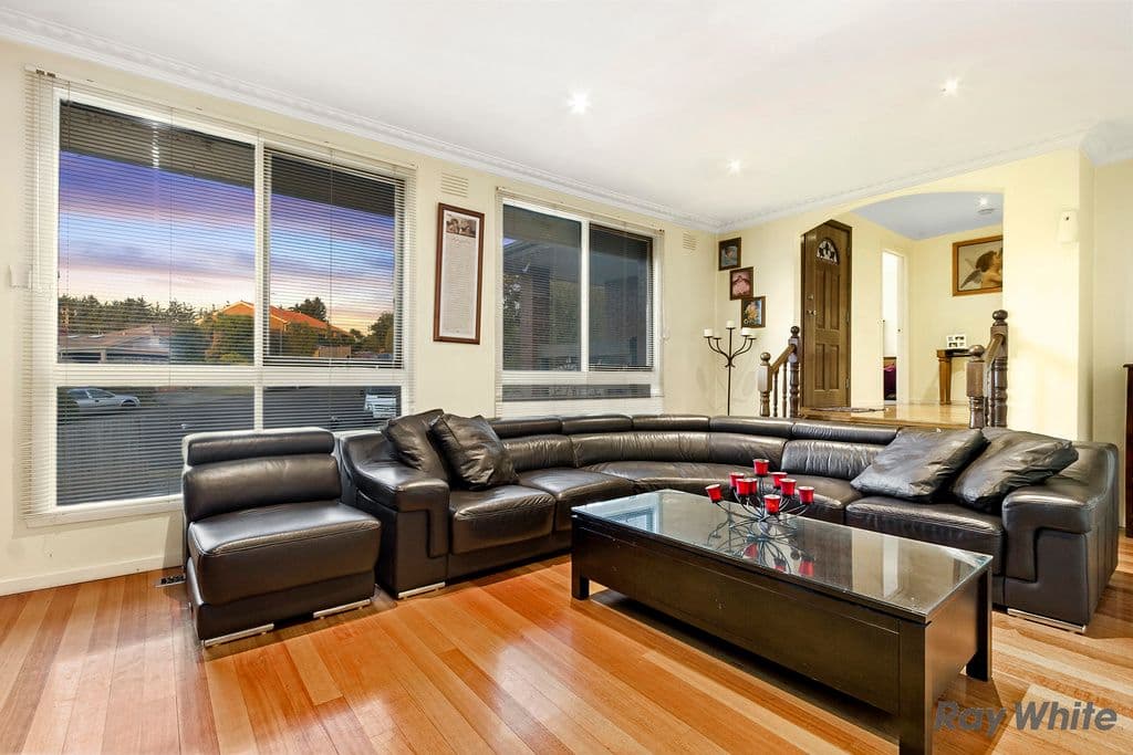 4 Drewe Close, Donvale VIC 3111, Donvale - Thumbnail 3