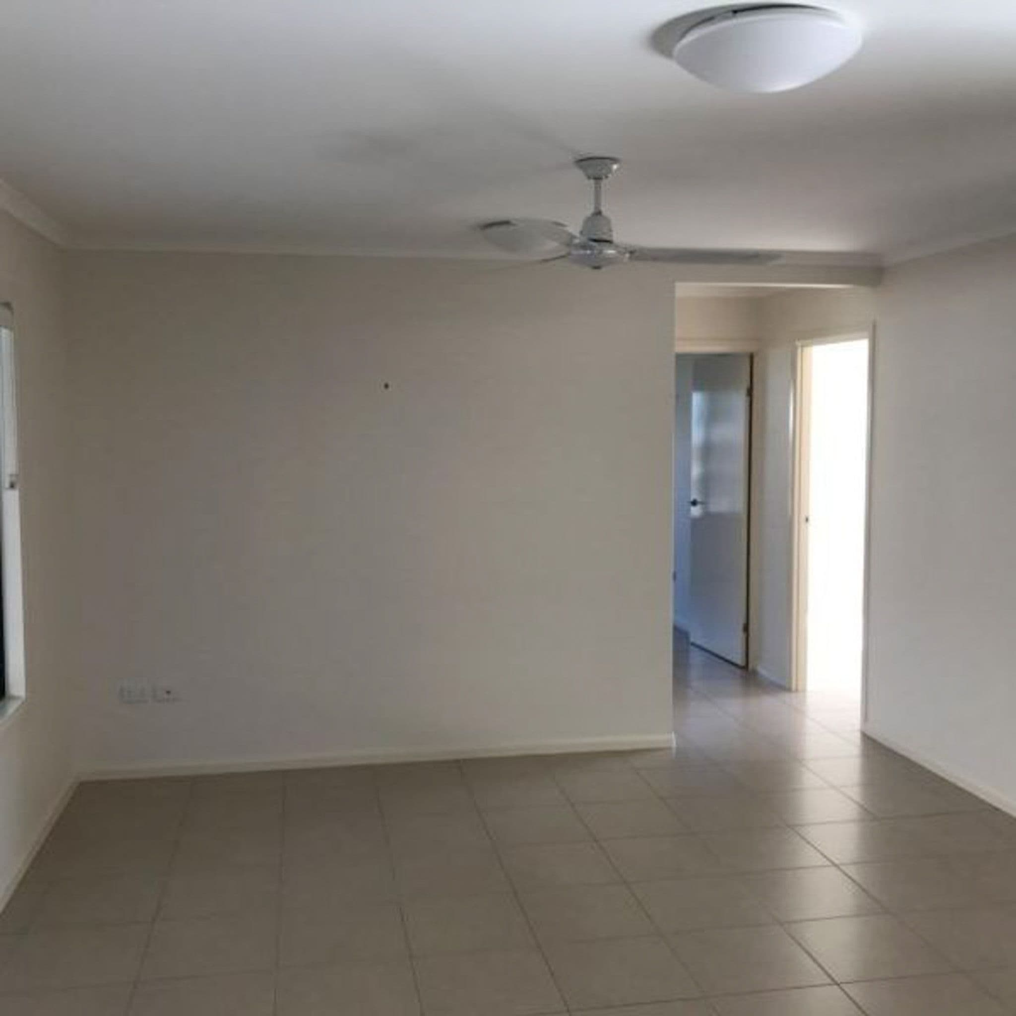 18 Epping Way, Mount Low QLD 4818, Mount Low - Thumbnail 2