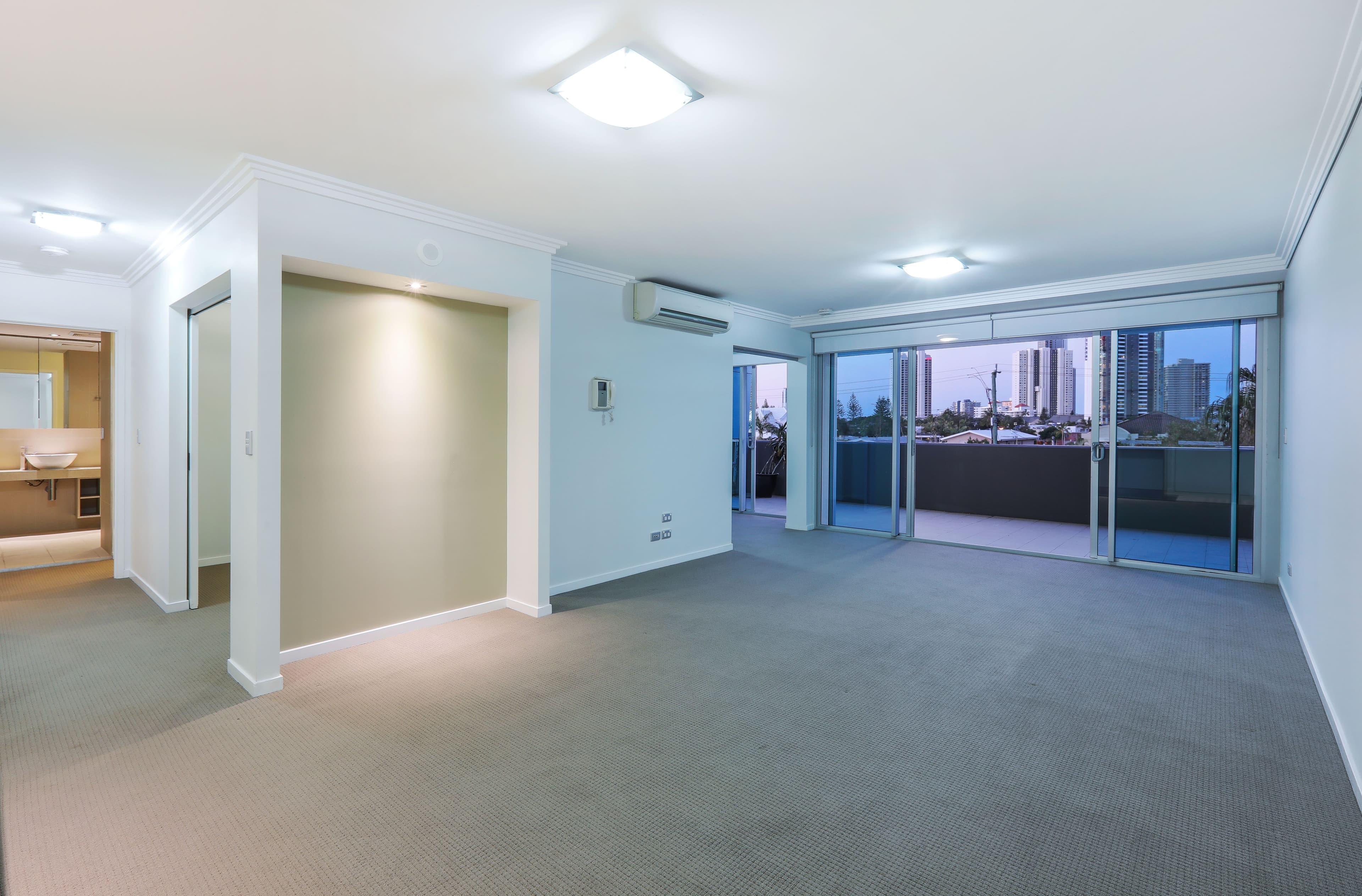 53 Darrambal Street, Chevron Island QLD 4217, Chevron Island - Thumbnail 4