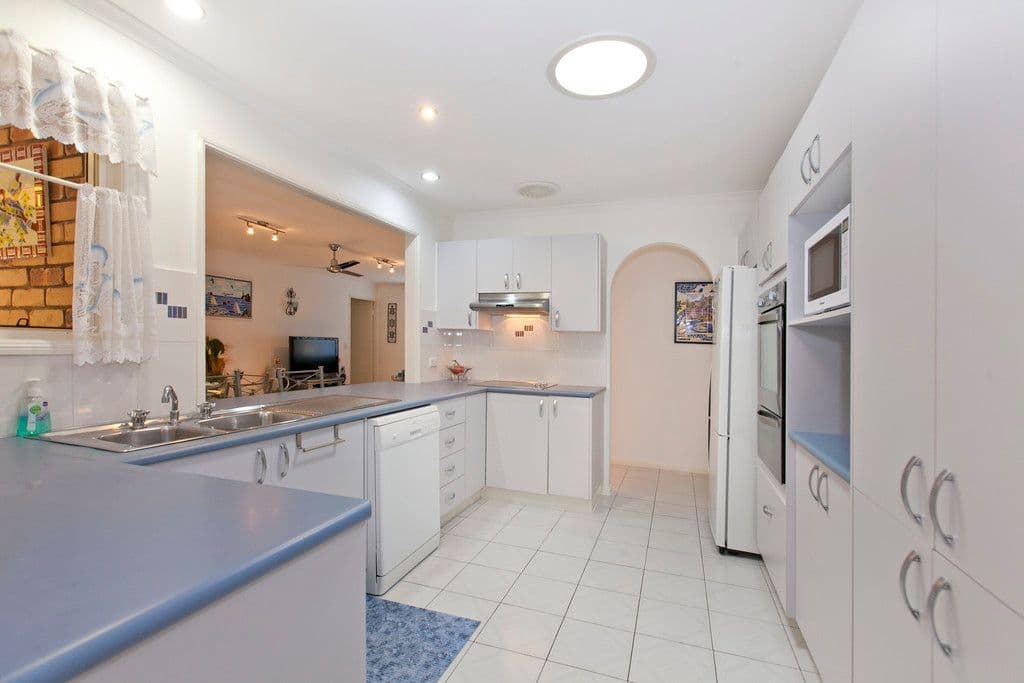 10 Randwick Street, CAPALABA QLD 4157, Capalaba - Thumbnail 6