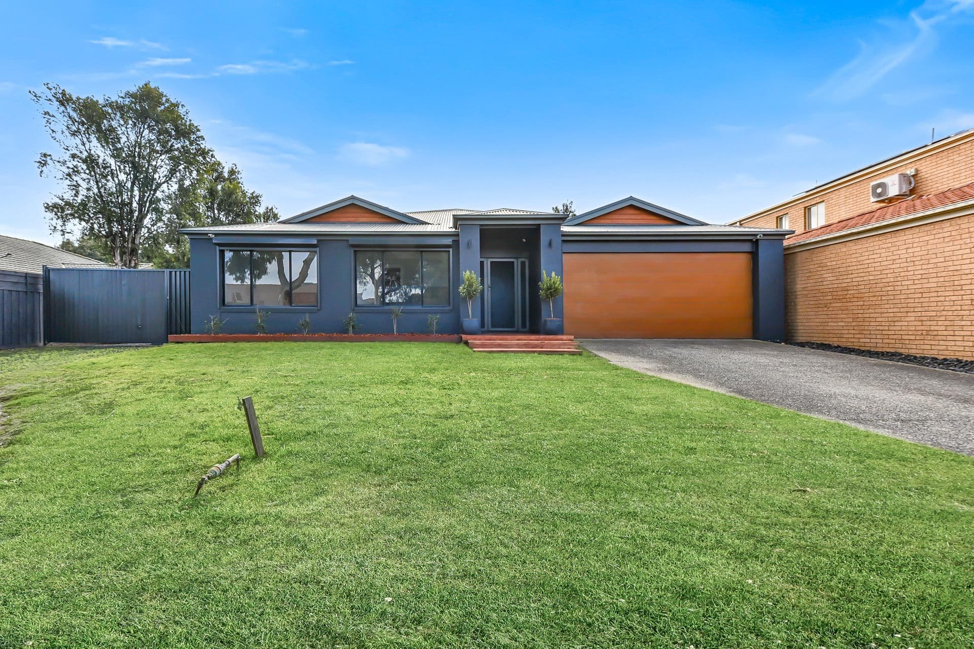 6 Mcilwraith Court, Berwick VIC 3806, Berwick - Thumbnail 2