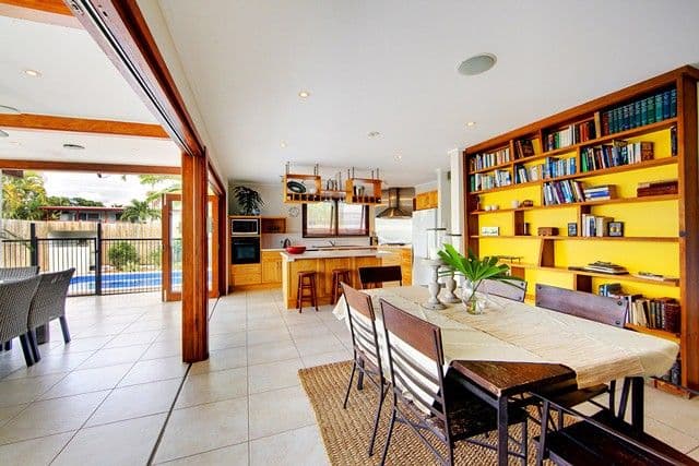 6 Lynd Street, MUNDINGBURRA QLD 4812, Mundingburra - Thumbnail 2