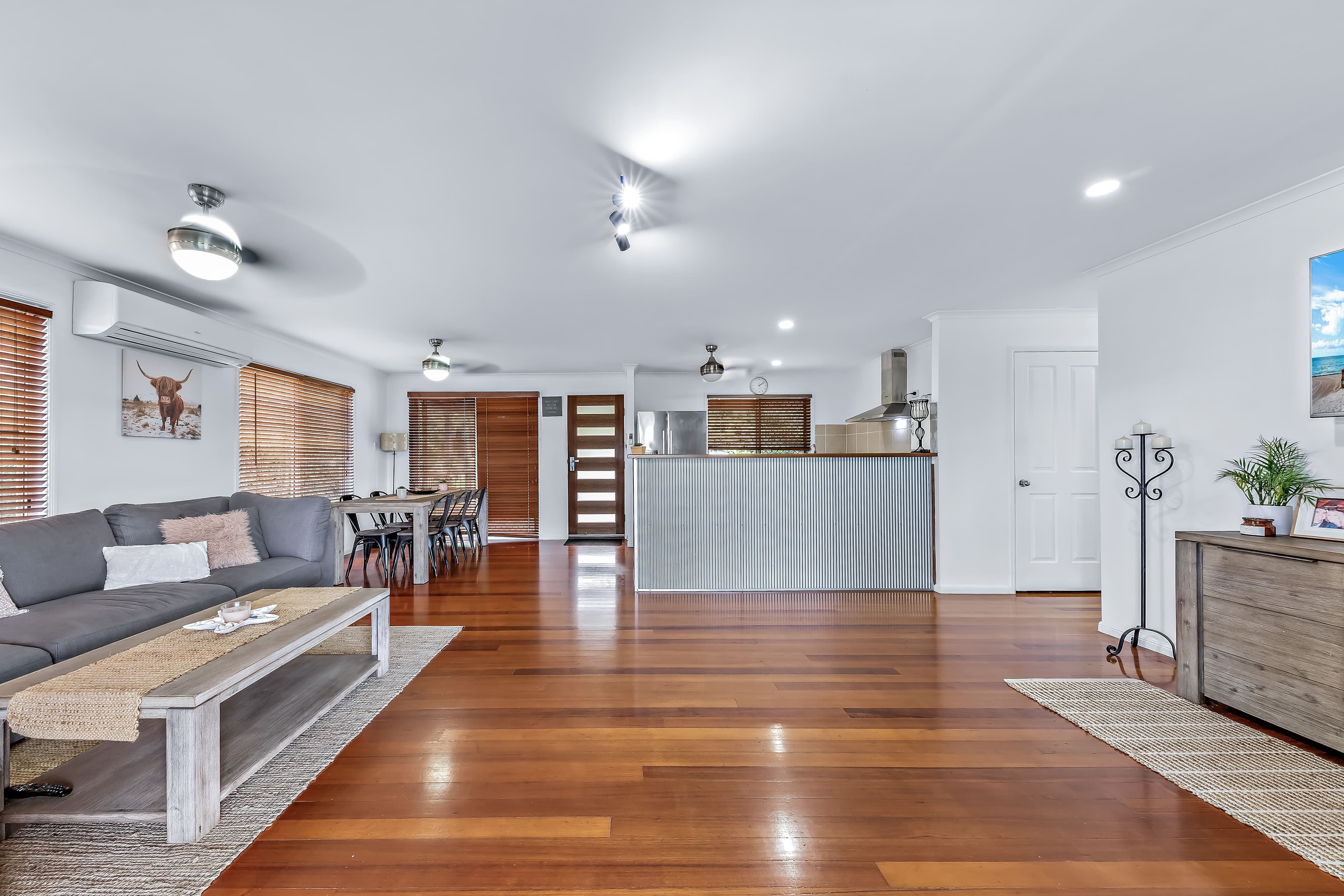10 South Molle Boulevard, Cannonvale QLD 4802, Cannonvale - Thumbnail 2