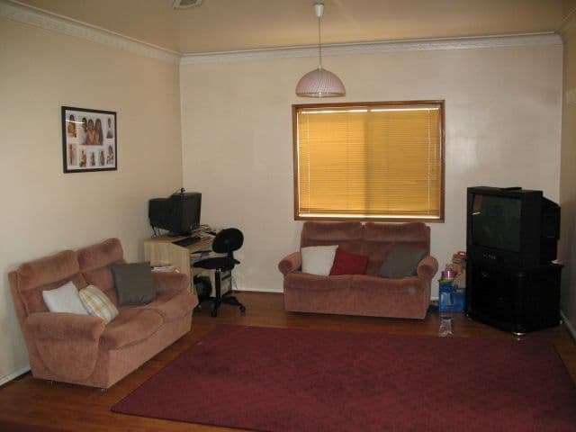 86 Runyon Avenue, GREYSTANES NSW 2145, Greystanes - Thumbnail 5
