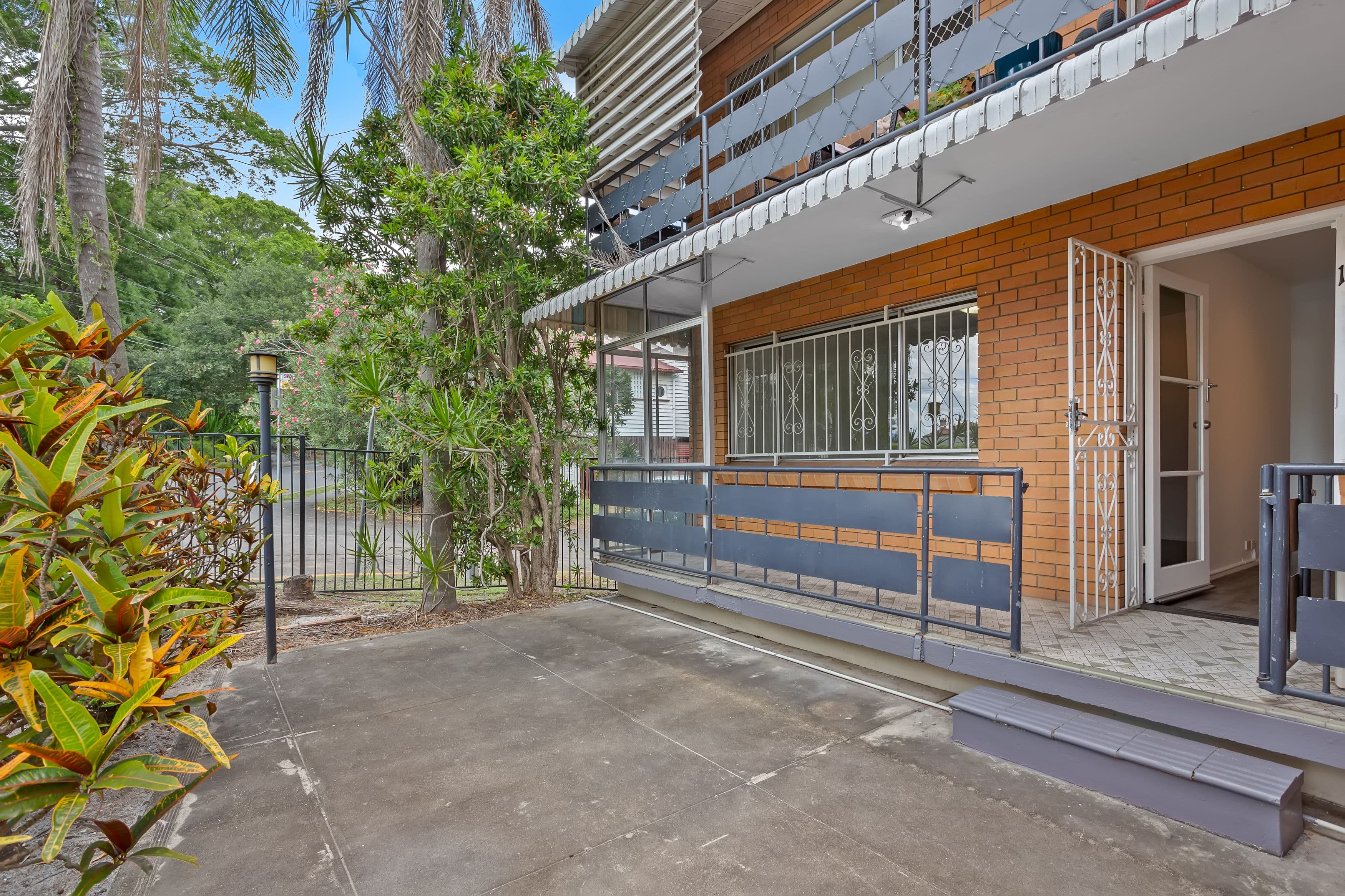 30 Windsor Road, Red Hill QLD 4059, Red Hill - Thumbnail 4