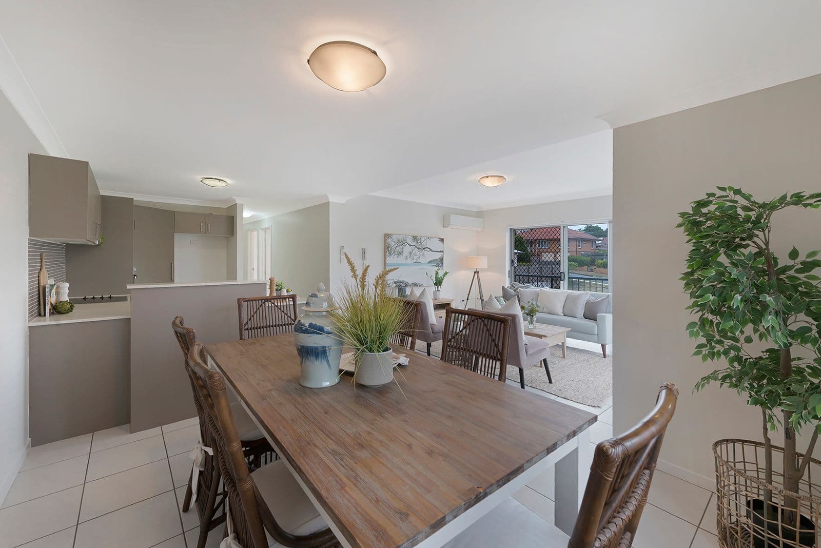 38 Rise Street, Mount Gravatt East QLD 4122, Mount Gravatt East - Image 1
