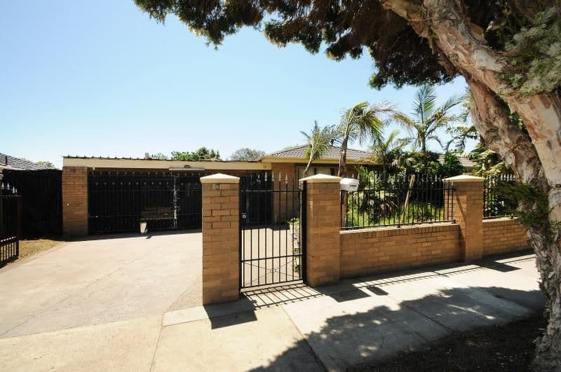 13 Ashworth Drive, Seaford VIC 3198, Seaford - Thumbnail 2
