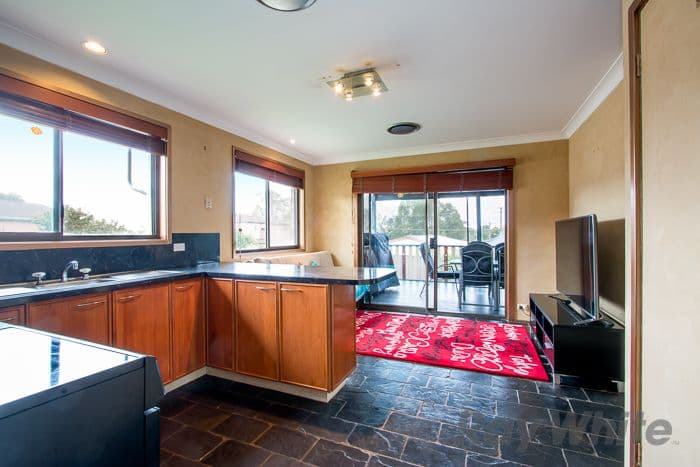 36 Barrington Crescent, Maryland NSW 2287, Maryland - Thumbnail 2