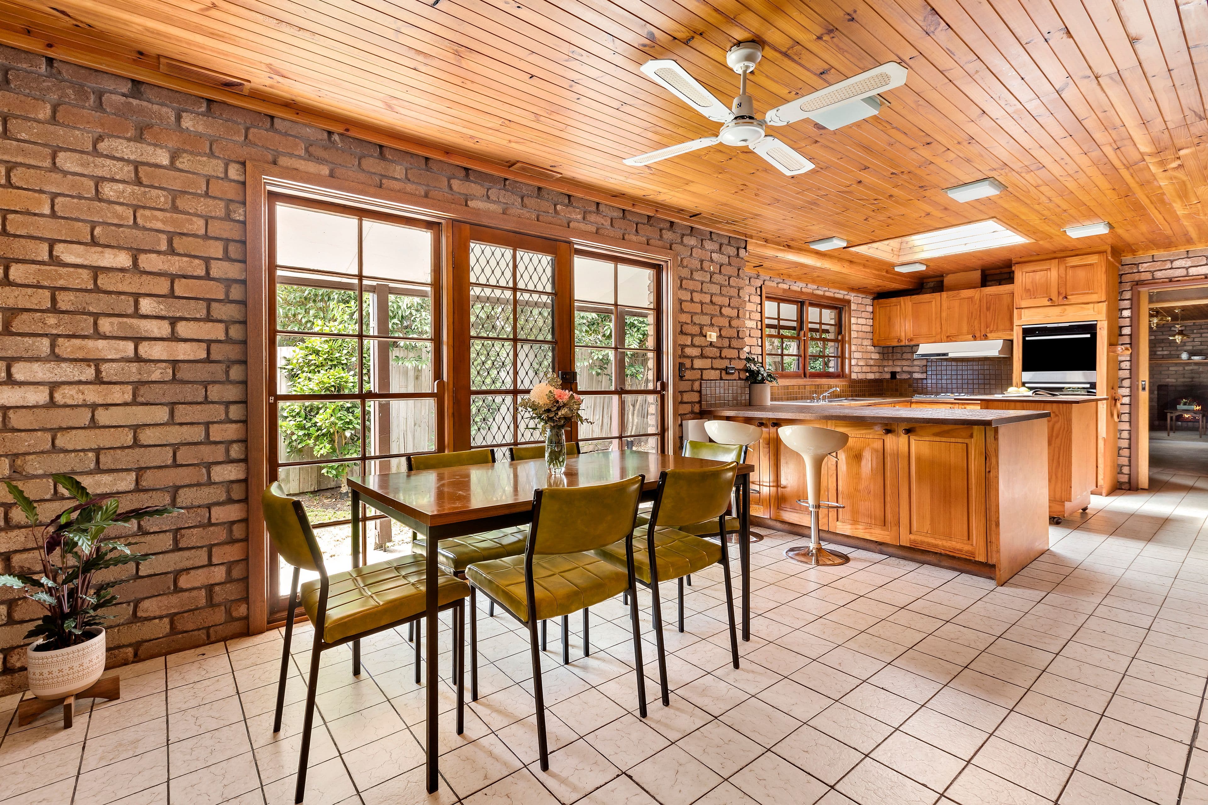 2 Hunter Court, Frankston VIC 3199, Frankston - Thumbnail 5