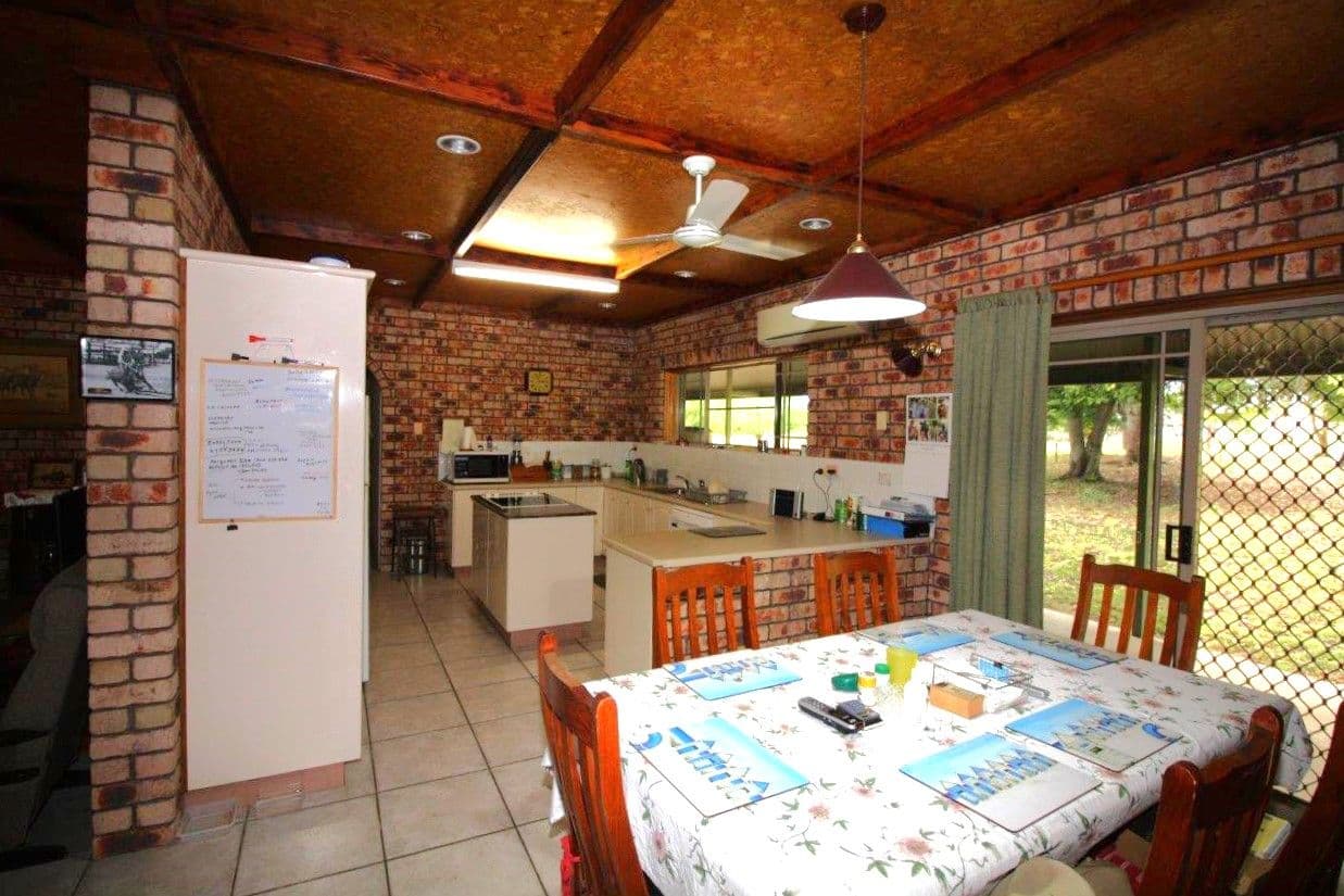 182 Burdekin Road, Toll QLD 4820, Toll - Thumbnail 3