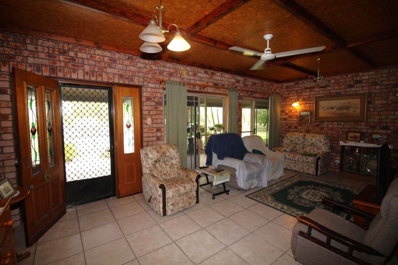 182 Burdekin Road, Toll QLD 4820, Toll - Thumbnail 4
