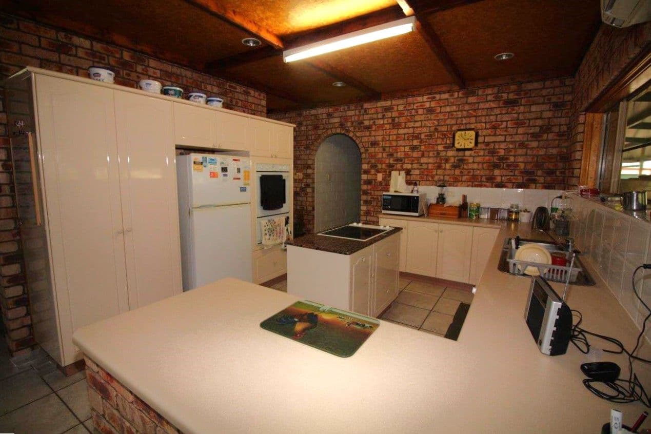 182 Burdekin Road, Toll QLD 4820, Toll - Thumbnail 6