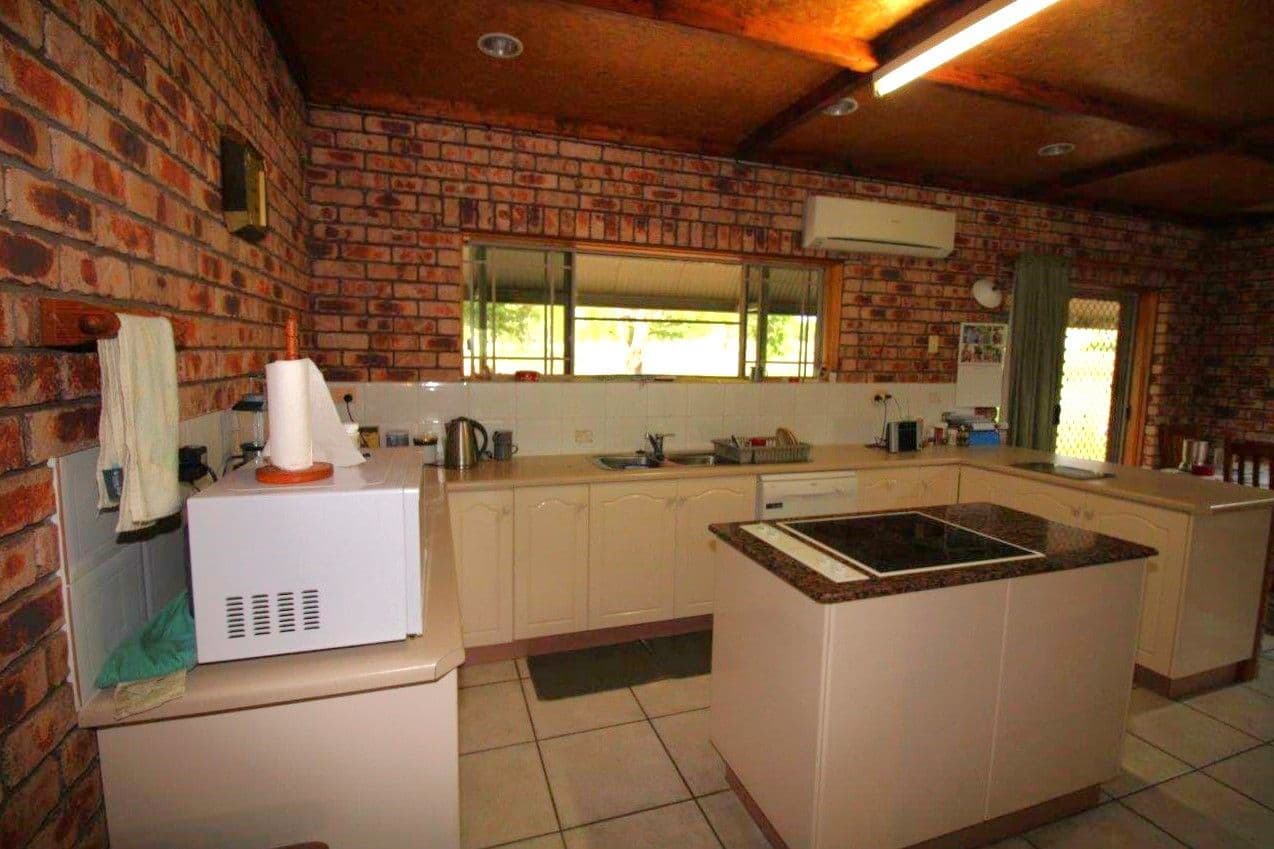 182 Burdekin Road, Toll QLD 4820, Toll - Thumbnail 7