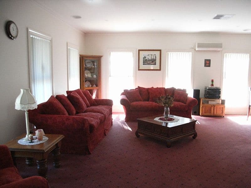 31 Village Court, ECHUCA VIC 3564, Echuca - Thumbnail 3