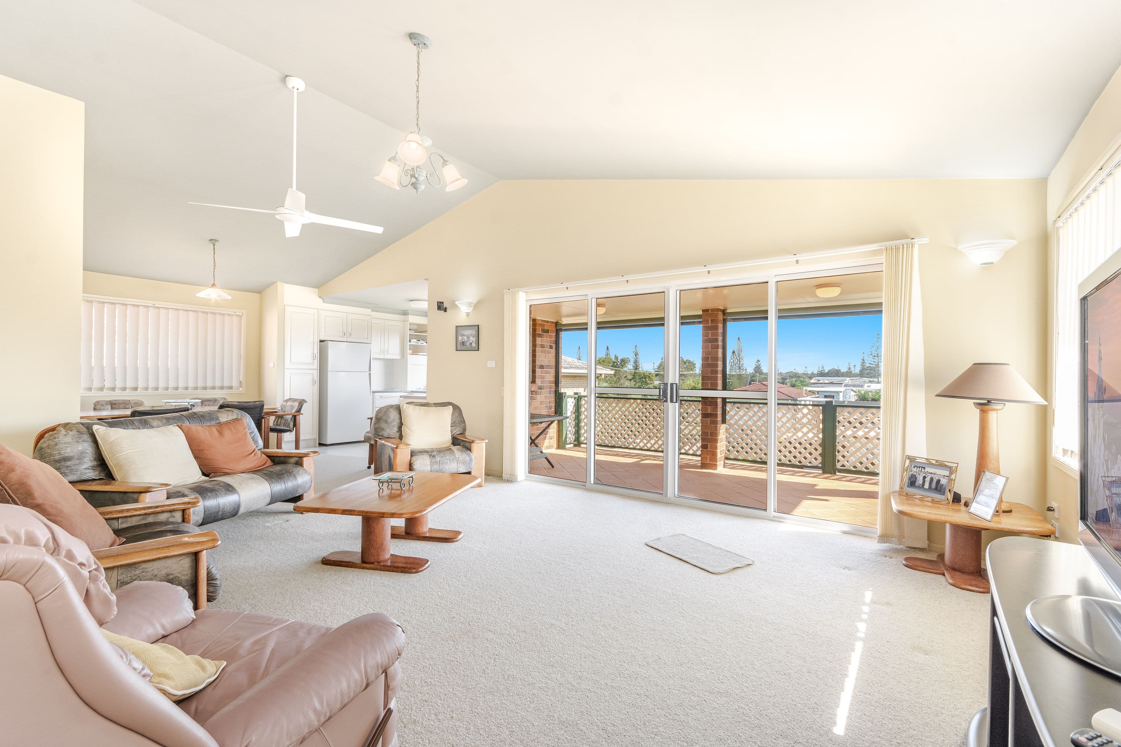 43 Yamba Street, Yamba NSW 2464, Yamba - Thumbnail 3