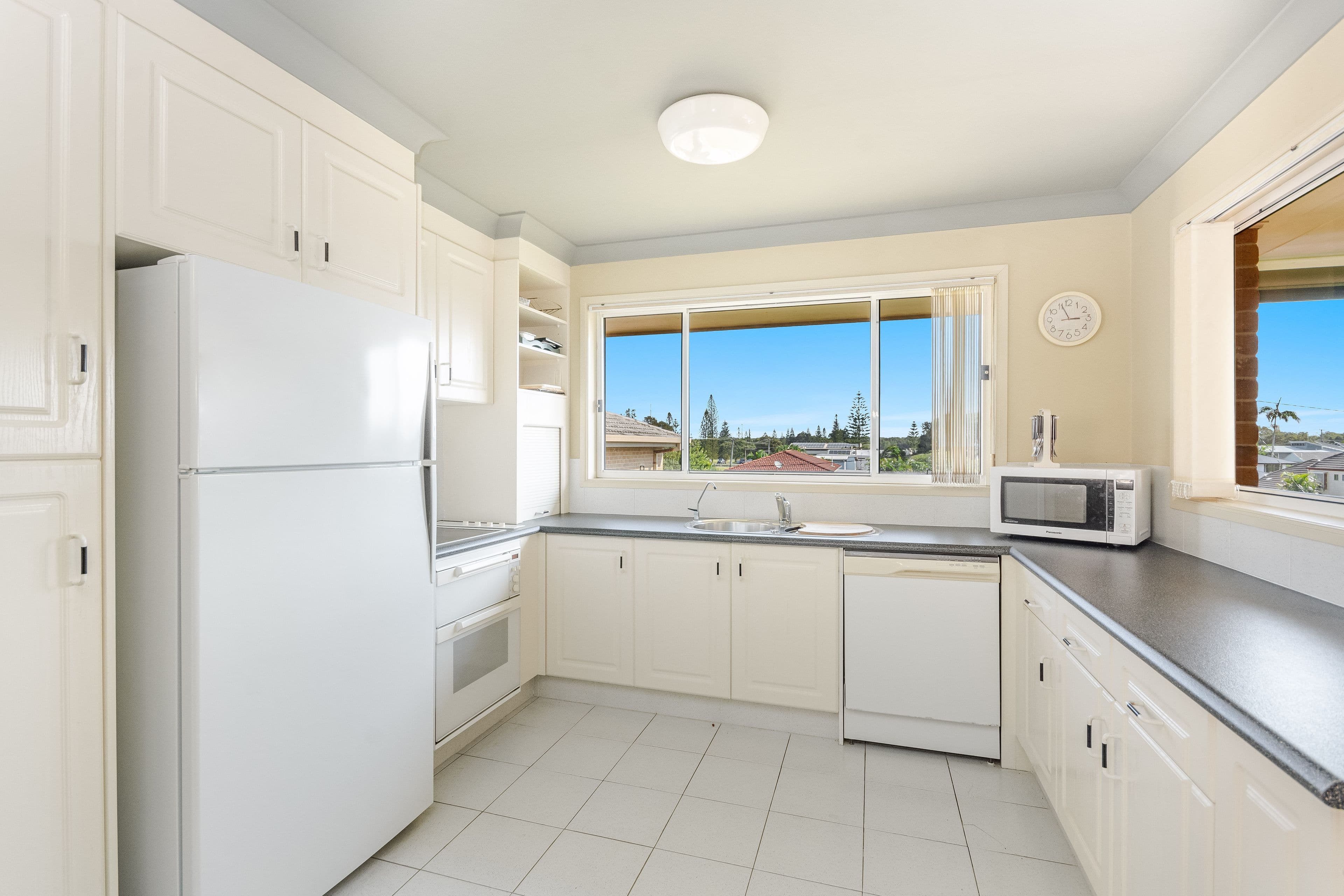 43 Yamba Street, Yamba NSW 2464, Yamba - Thumbnail 4
