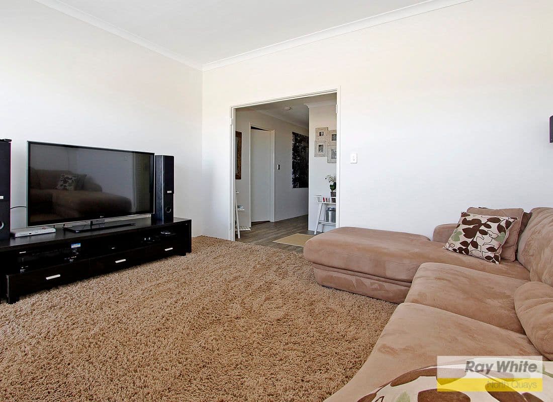 90 Rathkeale Boulevard, RIDGEWOOD WA 6030, Ridgewood - Thumbnail 2