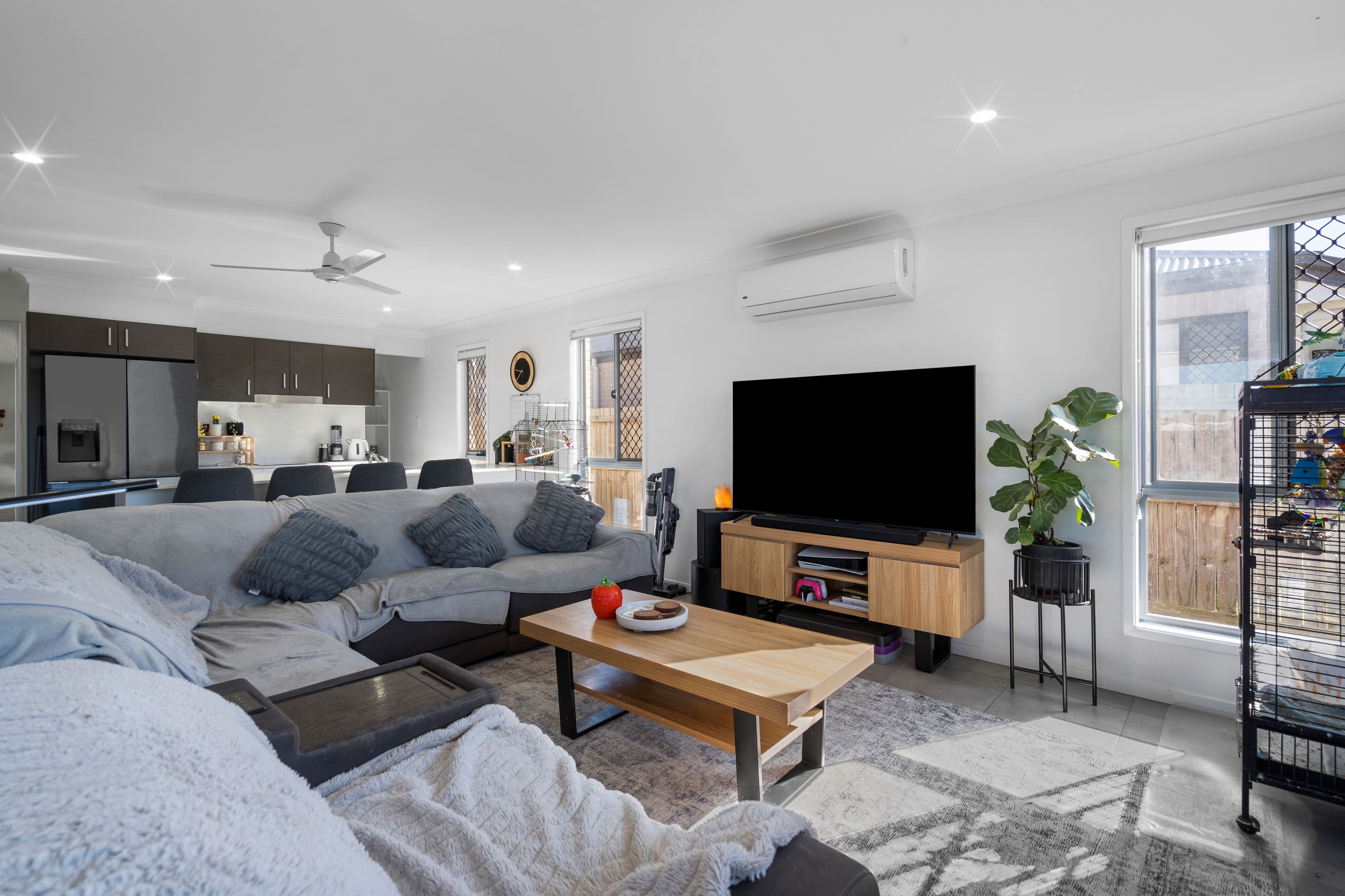 6 Lani Street, Park Ridge QLD 4125, Park Ridge - Thumbnail 2