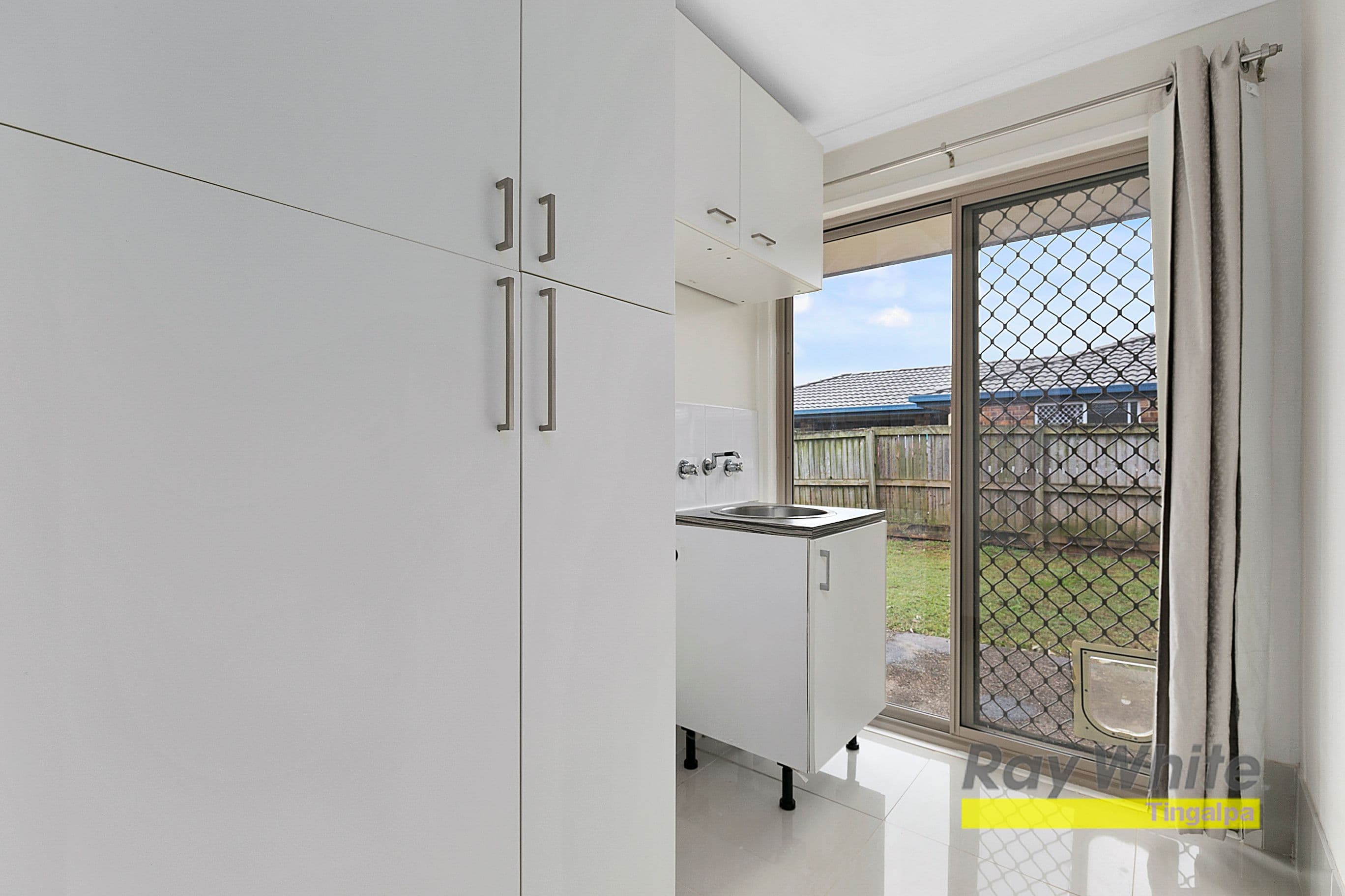 14 Raven Street, Victoria Point QLD 4165, Victoria Point - Thumbnail 8