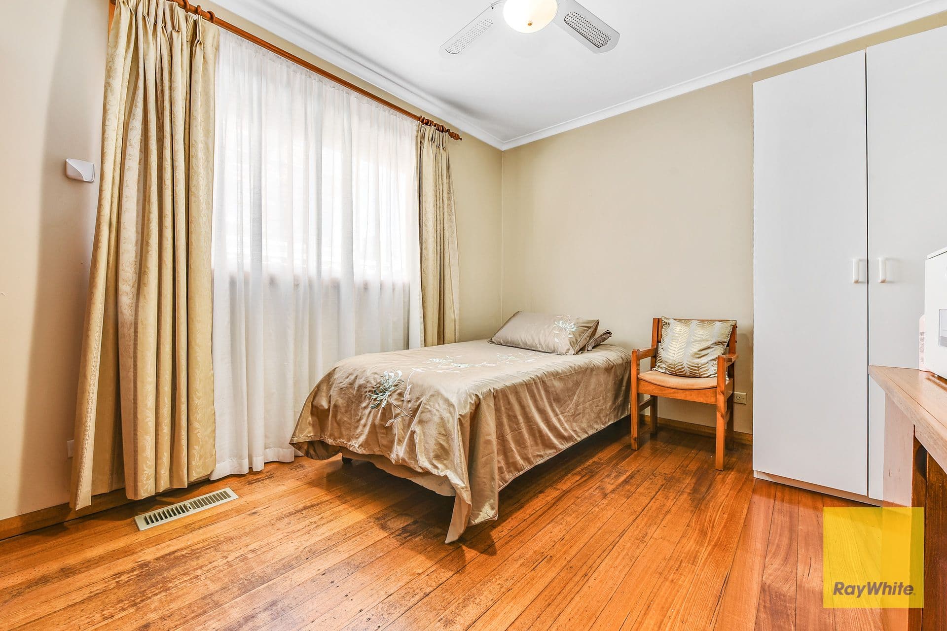 14 Holly Avenue, Dandenong North VIC 3175, Dandenong North - Thumbnail 8