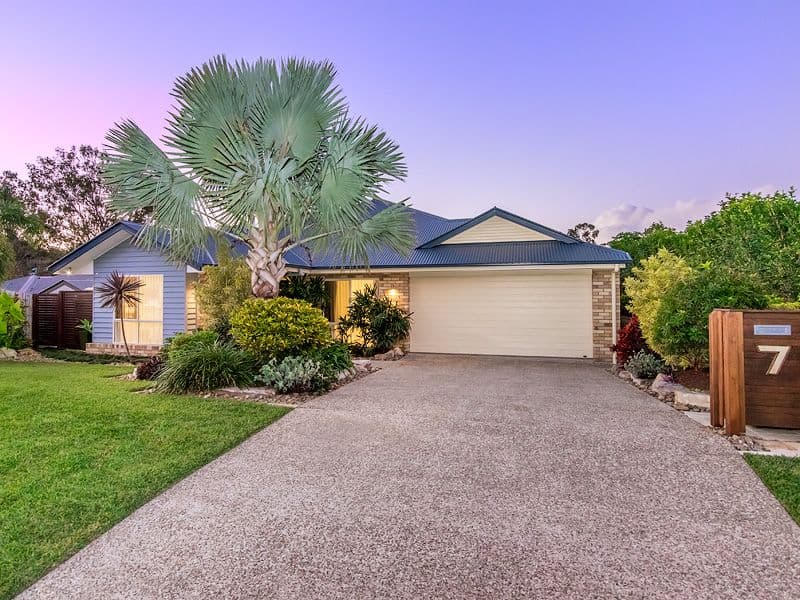 7 Joshua Place, Oxenford QLD 4210, Oxenford - Image 1