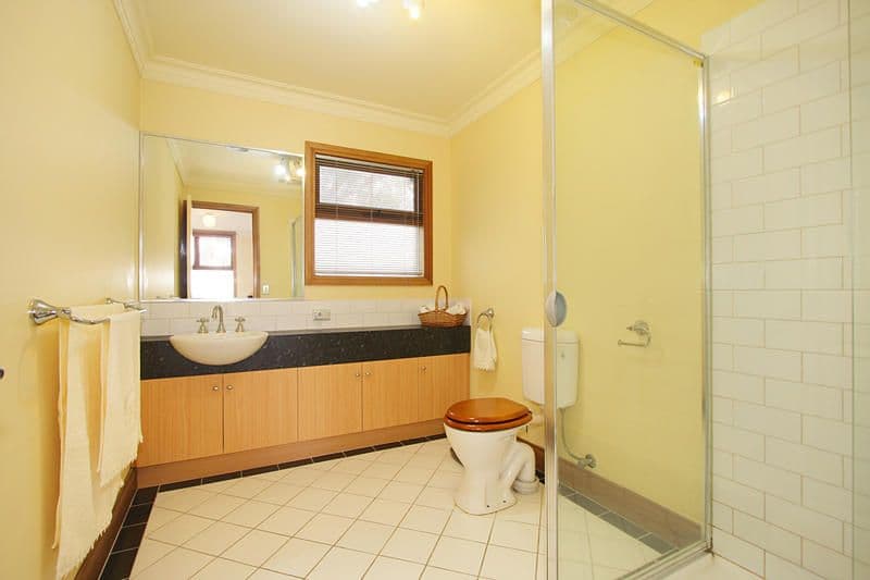 38 Golflinks Avenue, OAKLEIGH VIC 3166, Oakleigh - Thumbnail 4