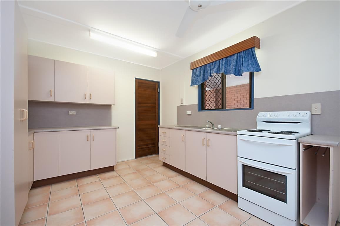 53 Bainbridge Street, HEATLEY QLD 4814, Heatley - Thumbnail 2