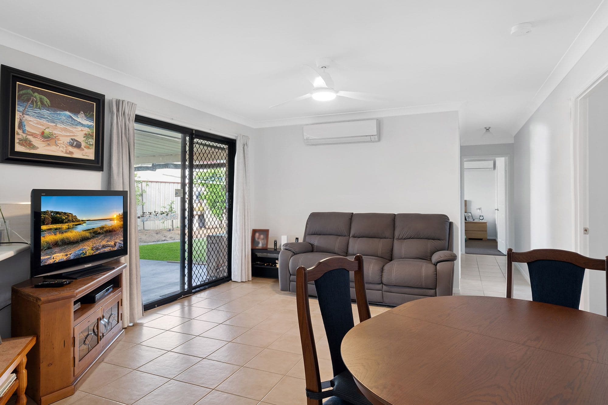 19 Edinburgh Drive, Bethania QLD 4205, Bethania - Thumbnail 5