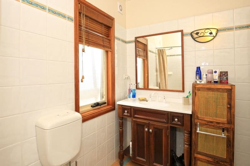 24 Osterley Avenue, Orient Point - Thumbnail 8