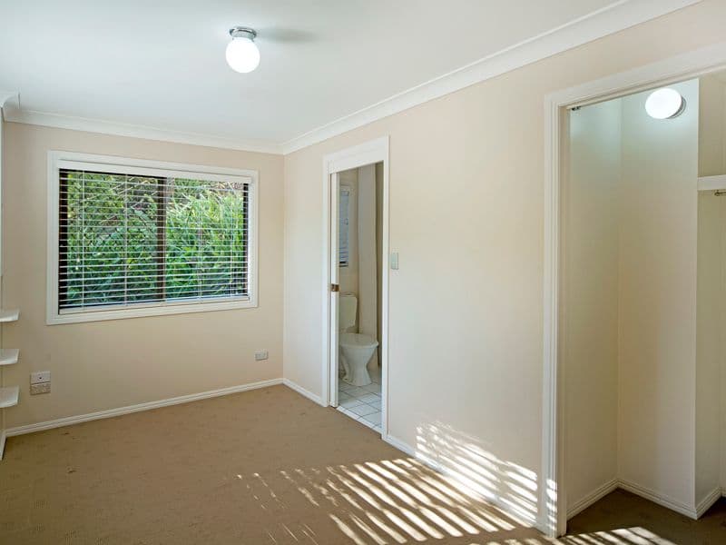 32 Ridgevale Drive, HELENSVALE QLD 4212, Helensvale - Thumbnail 4