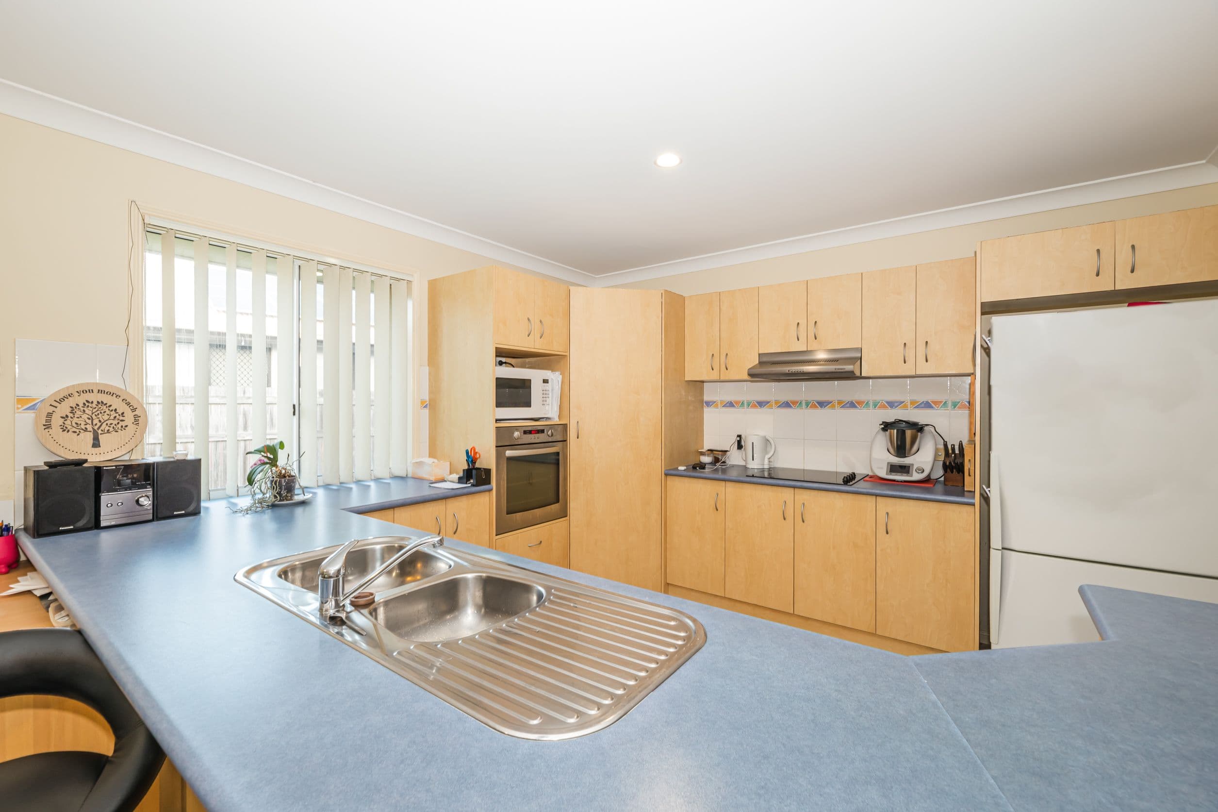 280 Bestmann Road East, Sandstone Point QLD 4511, Sandstone Point - Thumbnail 2