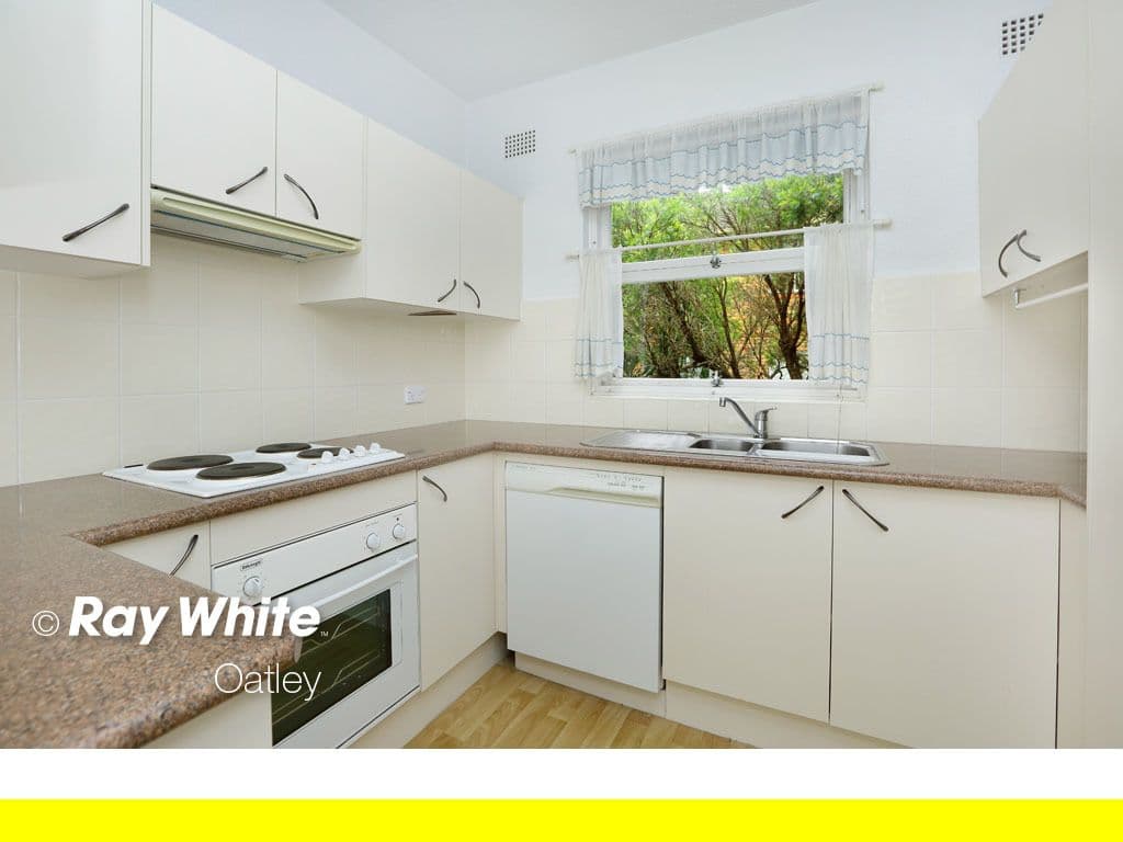 8 Letitia Street, Oatley NSW 2223, Oatley - Thumbnail 4