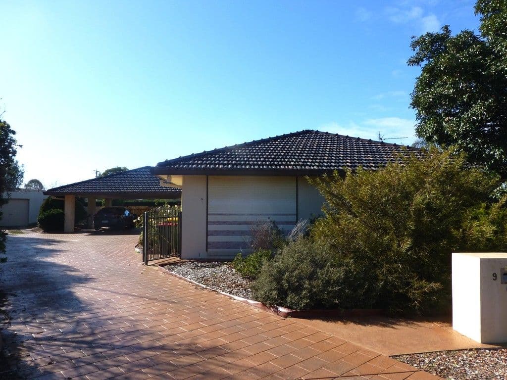 9 Ada Court, Echuca VIC 3564, Echuca - Image 1