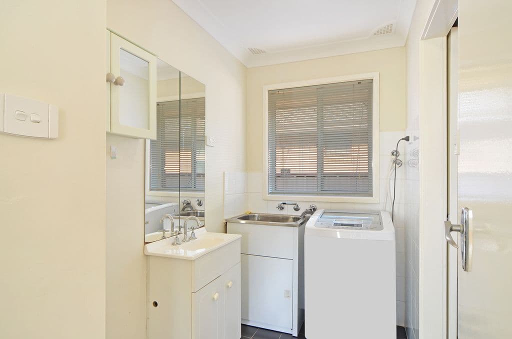 57 Lake Entrance Road, Warilla NSW 2528, Warilla - Thumbnail 4