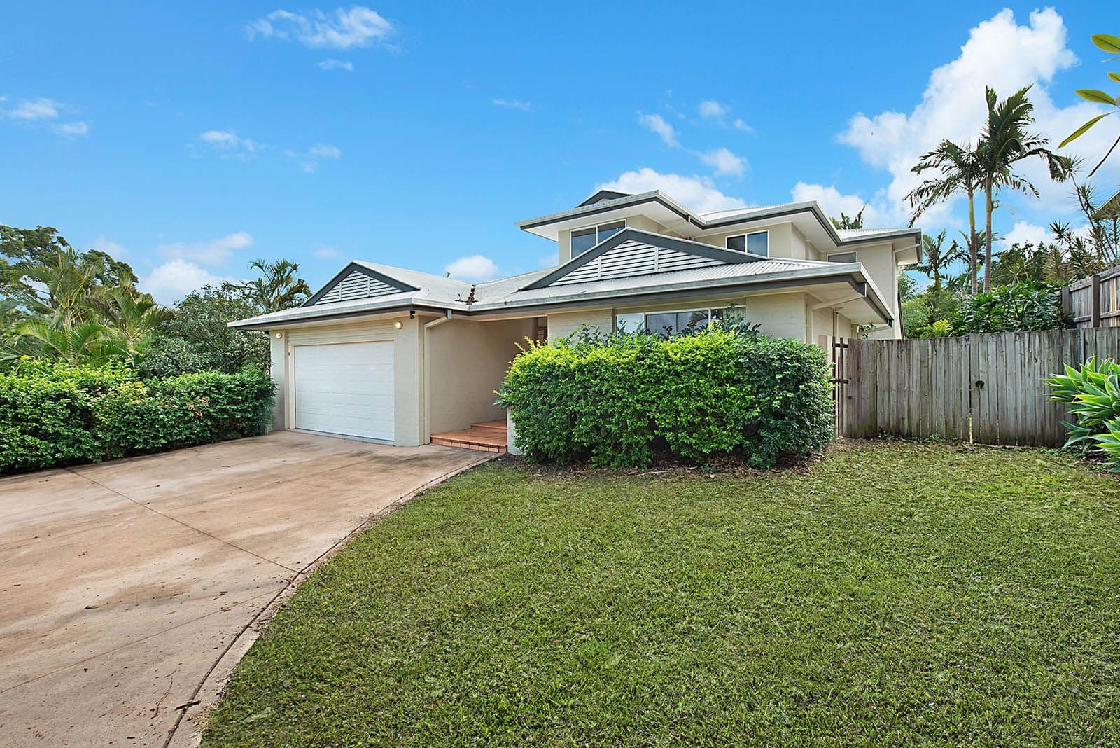 24 Fimbriata Close, Chapel Hill QLD 4069, Chapel Hill - Thumbnail 3