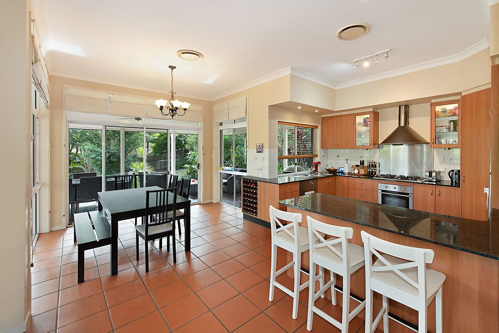 24 Fimbriata Close, Chapel Hill QLD 4069, Chapel Hill - Thumbnail 5