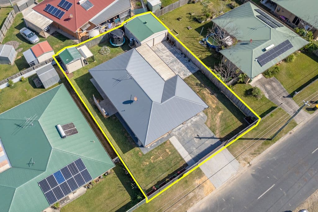 92 Toohey Street, Caboolture QLD 4510, Caboolture - Thumbnail 2