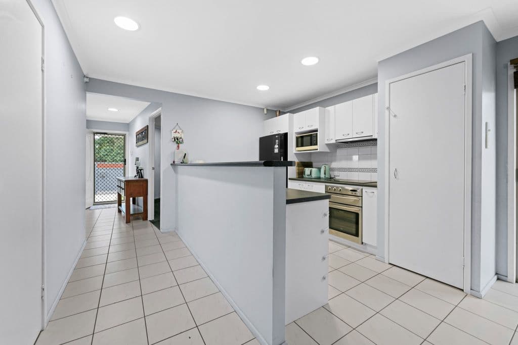 92 Toohey Street, Caboolture QLD 4510, Caboolture - Thumbnail 4
