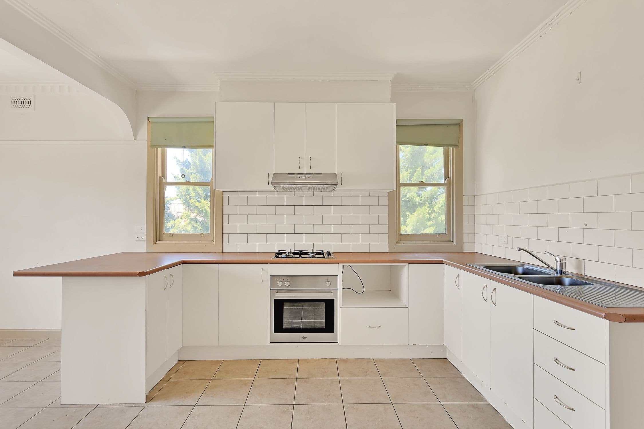 13 Albert Hill Road, Lilydale VIC 3140, Lilydale - Thumbnail 2