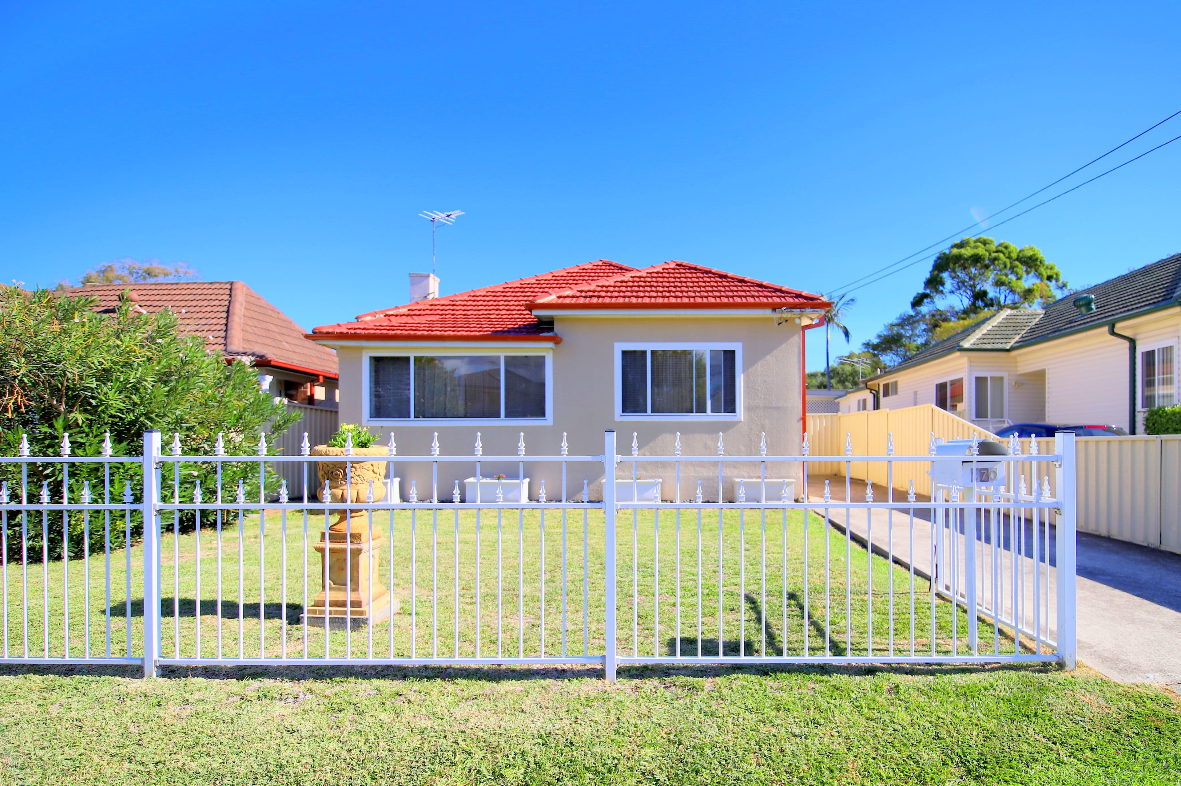 5 Queens Road, Sorrento, Sorrento - Image 1