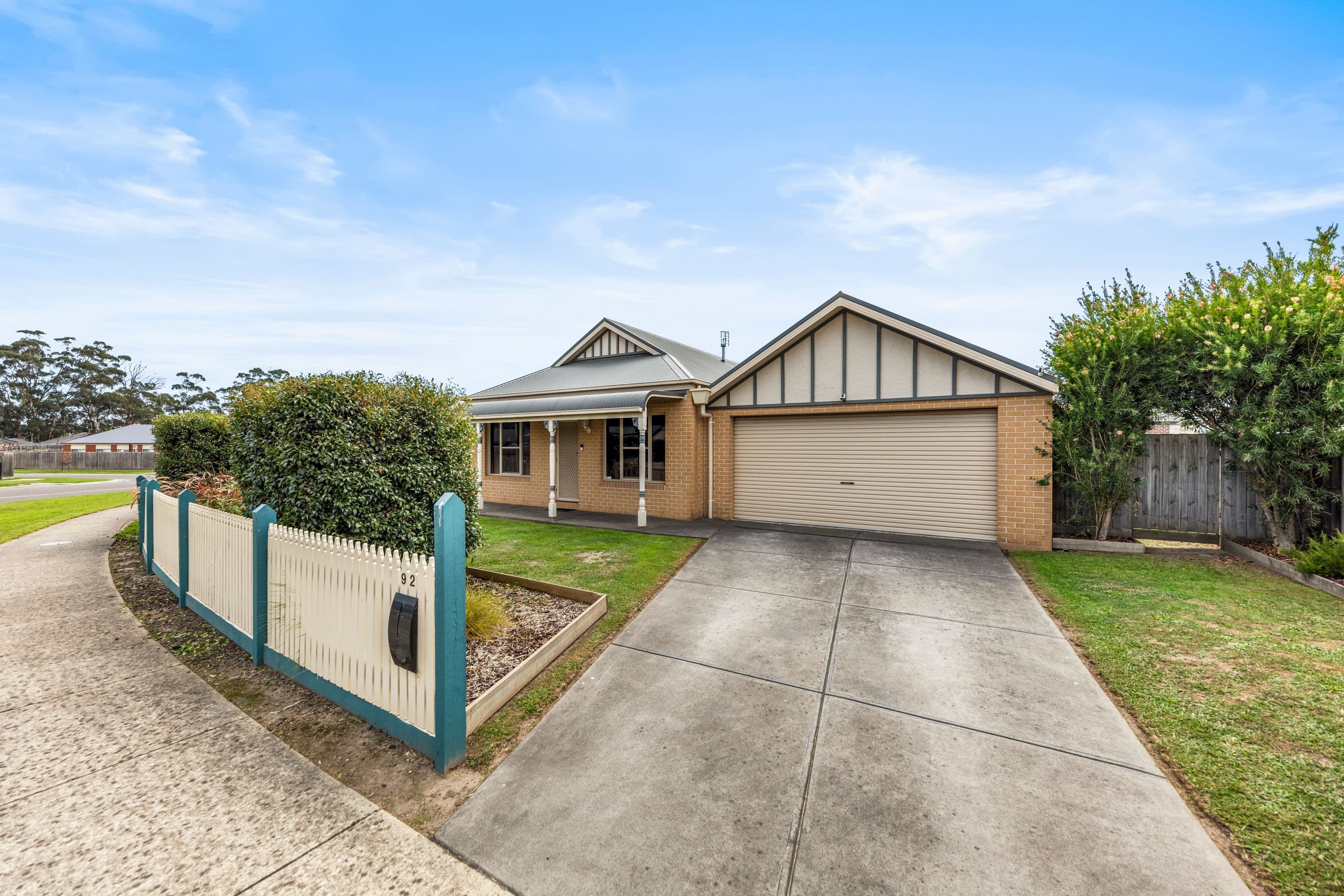 92 Cook Street, Drouin VIC 3818, Drouin - Thumbnail 4