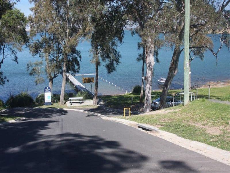 6 Lake View Avenue, BRIGHTWATERS NSW 2264, Brightwaters - Thumbnail 3