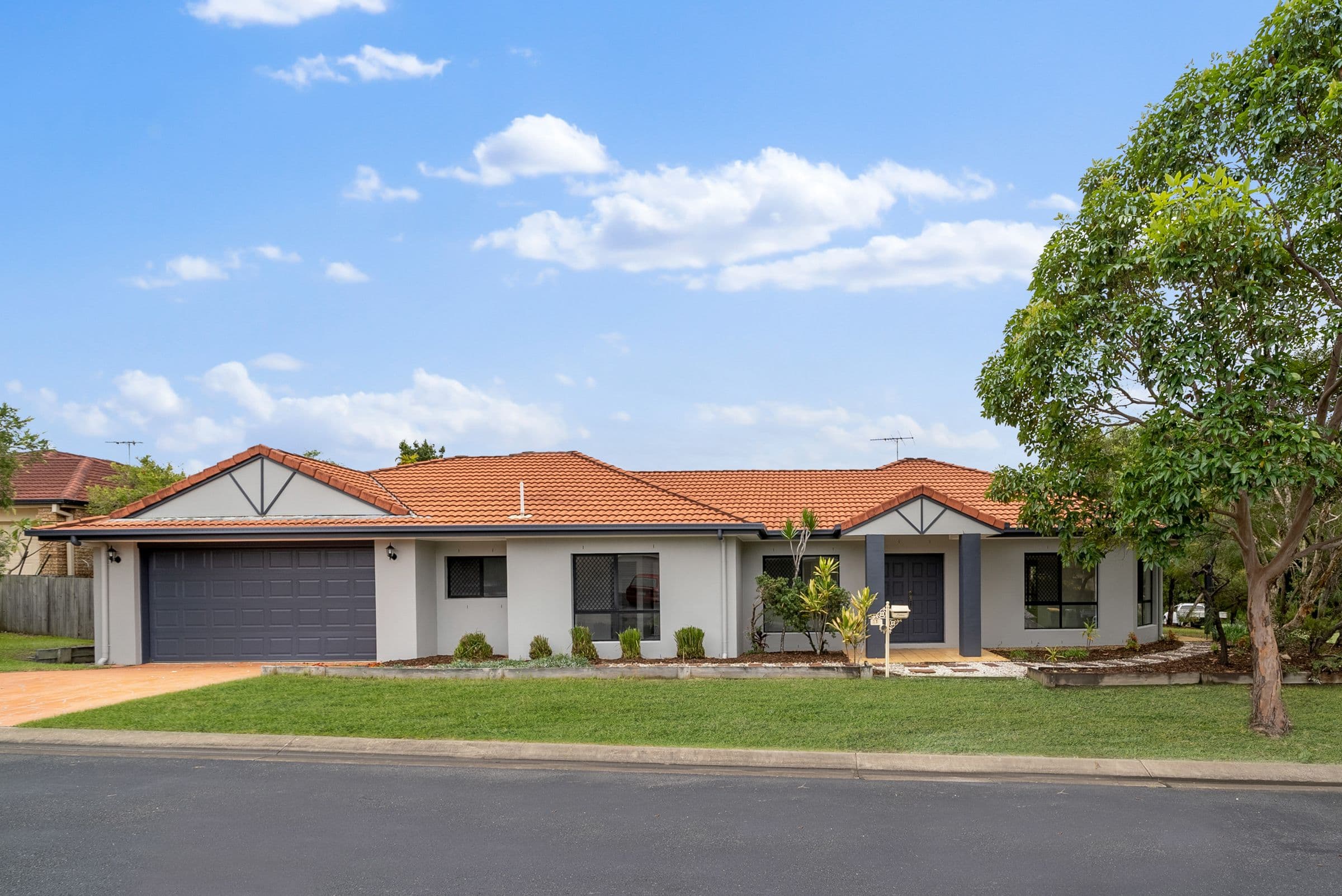 11 Wyperfield Court, North Lakes QLD 4509, North Lakes - Thumbnail 2