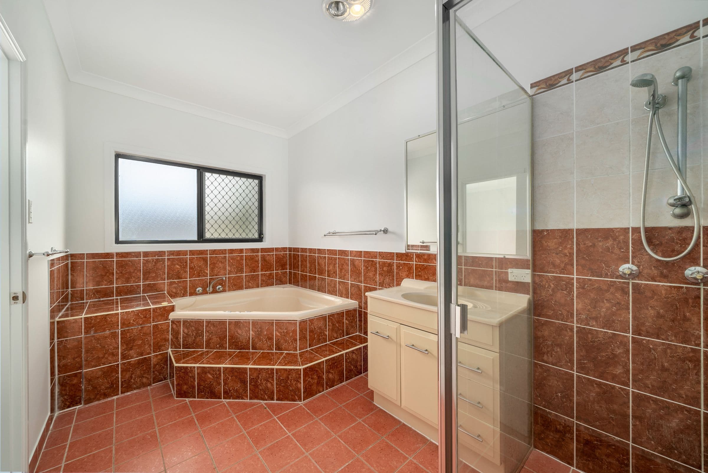 11 Wyperfield Court, North Lakes QLD 4509, North Lakes - Thumbnail 8